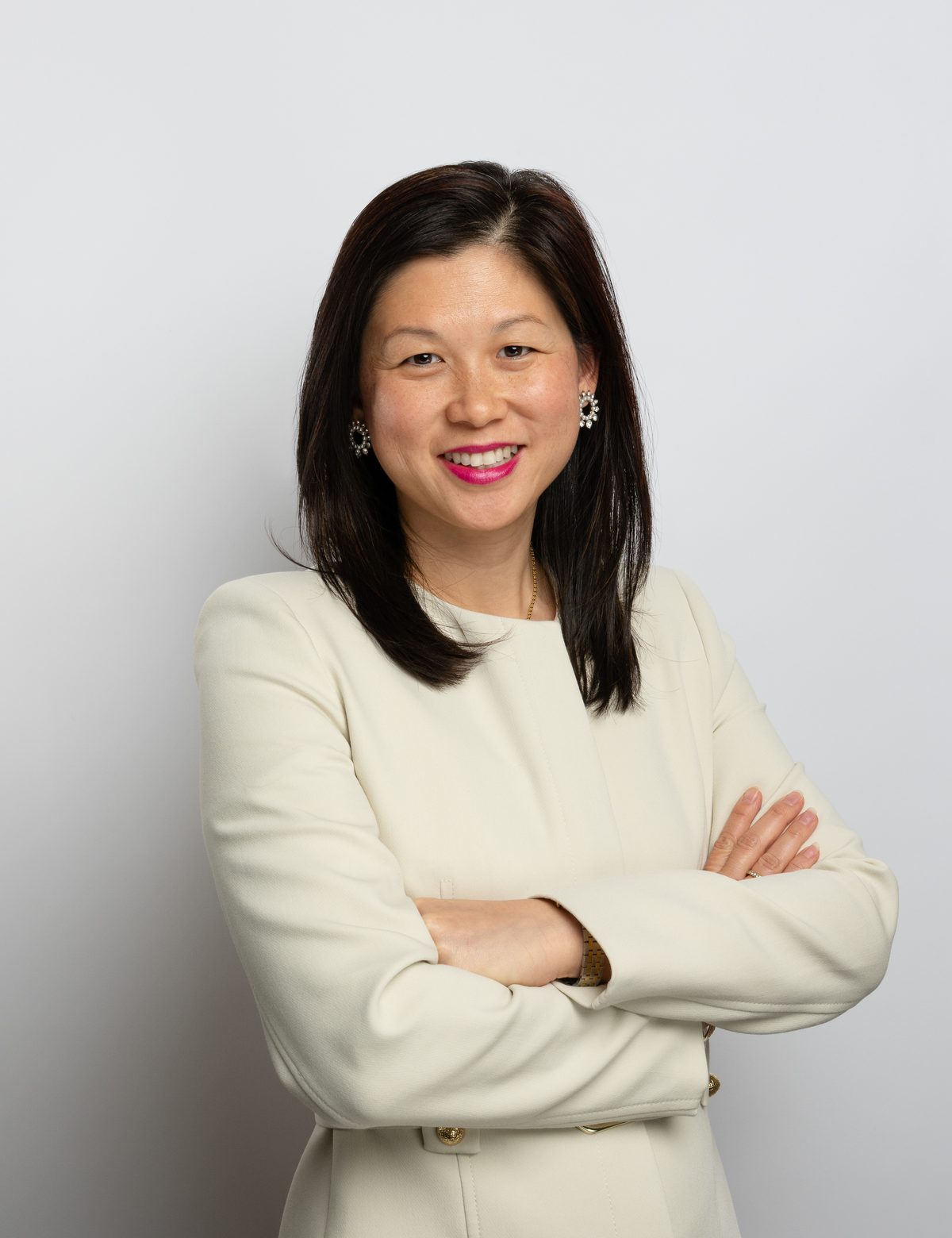 Shiyen Shu, Founder and CEO of DDL Partners